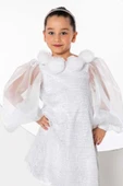 Kız Çocuk Yakası Boydan Gül Broş Detaylı Bilekleri ve Üzeri Pullu Karpuz Kollu Beyaz Elbise thumbnail 8