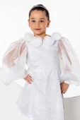 Kız Çocuk Yakası Boydan Gül Broş Detaylı Bilekleri ve Üzeri Pullu Karpuz Kollu Beyaz Elbise thumbnail 4