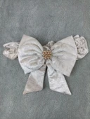 Lenaca Yenidoğan Saray Kadife Taç Nakışlı İnci Fiyonklu Çift Dantel Duvak Trilüks Kundak Bebek Battaniyesi thumbnail 5