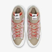 Nike Sacai x KAWS x Blazer Low Reed - 3