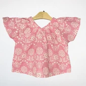 Çiçek Desenli Nakışlı Pembe Takım (2'li) – Bluz ve Şort thumbnail 3