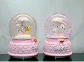 Hello Kitty İçi Dönmeli Püskürtmeli Işıklı Müzikli Kar Küresi Büyük Boy Alk3037 - 1