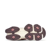 New Balance 9060 Sea Salt Cherry Blossom thumbnail 3