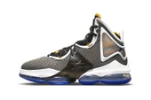 Nike LeBron 19 Hardwood Classic thumbnail 6