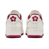 Nike Air Force 1 Low '07 SE PRM Valentine's Day 2024 Womens thumbnail 4