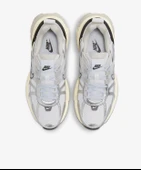 Nike V2K Run Summit White Metallic Silver Womens thumbnail 2
