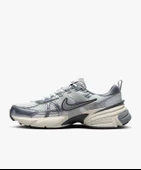 Nike V2K Run Pure Platinum Wolf Grey - 5