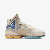 Nike LeBron 19 Minneapolis Lakers thumbnail 4