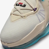 Nike LeBron 19 Minneapolis Lakers thumbnail 9