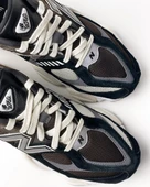 New Balance 9060 Dark Brown - 2