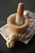 Bambum Culina - Bal Köpügü Mermer Havan - 1
