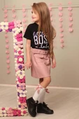 Kız Çocuk Little Yazı Baskılı T-Shirt Cep Detaylı Kemerli Pudra Deri Etekli Takım - 3