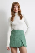 Yırtmaçlı Şort Etek Yeşil thumbnail 2