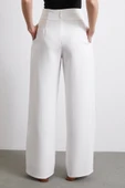Bel Detaylı Wide Leg Pantolon Ekru thumbnail 6