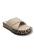 Efsun 3007-25 Deri Leopar Çapraz Bant Anatomik Kadın Terlik thumbnail 1