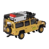 Mini GT 1-64 Land Rover Defender 110 1989 Camel Trophy Amazon Team Japan thumbnail 4