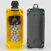 Endüstriyel Acil Durum Kumanda 2 Buton  Yukarı Aşağı Makanik Kilitli Emergency Anahtarı Vinç Asansör Makine Kontrol Plastik Kutu Elektronik Devre thumbnail 4