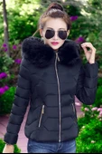 Kışlık Kapüşonlu Kürklü Şişme Kadın Mont thumbnail 1