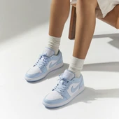 Nike Air Jordan 1 Low Aluminum Womens thumbnail 2