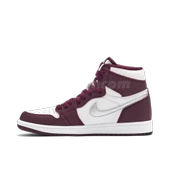 Nike Air Jordan 1 Retro High OG Bordeaux thumbnail 4