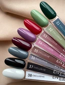 Envy Kalıcı Oje Exclusive Seri Siyah 15gr No:037 thumbnail 2