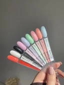 Envy Kalıcı Oje Exclusive Seri Parlak Simli Beyaz 10gr No:116 thumbnail 2