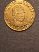 White House Washington Richard M. Nixon 37th US President - 22ayar A900 Altın Madalya - Kurt BODLAK thumbnail 4