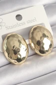 Pirinç Gold Renk İşlemeli Bombe Oval Model Kadın Küpe - 1
