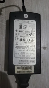 19 volt 3.12 amper kuvvetli kaliteli adaptör akü şarjına uygun ikinci el - 2