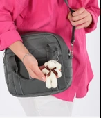 GRİ KADIN KAPİTONE KOL VE OMUZ ÇANASI AYICIK ANAHTARLIK HEDİYELİ thumbnail 2