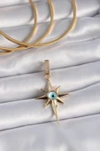 Pirinç Gold Renk Zirkon Taşlı Kutup Yıldızı Nazar Boncuk Detay Ajda Charm - TJ-BC1006 - 1