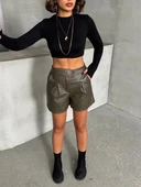 İki düğmeli pileli şort - 3