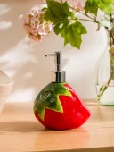 LCW HOME Kırmızı Çilek Figürlü Seramik Sıvı Sabunluk thumbnail 1