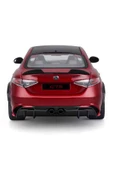 Alfa Romeo Giulia GTAm 1:18 Ölçek Model: Detaylarda Yarış Ruhu! - 6
