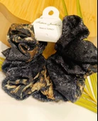 Monalisa Home Lüks Figürlü Gösterişli Yumoş Motifli Lastik Toka - 1