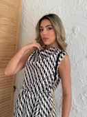 Lucky Life Kadın Degaje Yaka önden çapraz Detay Saten Midi Elbise - 5