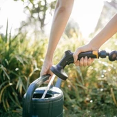 Fiskars 1070836 Solid Fonksiyonlu Sert Püskürtme Tabancası thumbnail 4