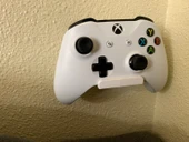 Byr3D Xbox One Oyun Kolu Duvar Montaj Aparatı T3019480 Sadece Plastik Aparattır - 2