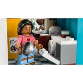 Nessiworld  43268 Lego Disney Lilo ve Stiç Plaj Evi 834 parça +9 yaş - 10