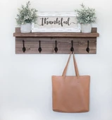 KUZELA  Ahşap Klasik Duvar Askılık. - 2