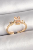 Pirinç Gold Renk Kare Zirkon Taş Model Kadın Yüzük - TJ-BYK3683 - 1