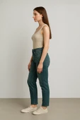 Kadın Yırtık Deyaylı Likralı Jean Pantolon Haki thumbnail 2