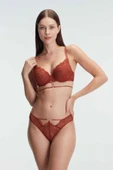 MAN4832 Kadın Balenli Destekli Dolgulu Göbek Detaylı Dantelli Sütyen ve Slip Takım (4832) - 2