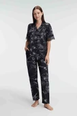 MAN9895 Anıl 9895 Yarım Kollu V Yaka Kadın Viskon Çiçek Desenli Yazlık Dokuma Dantel Detaylı Pijama Takımı thumbnail 1