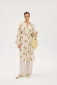 Şıklık Ve Konforun Mükemmel Uyumu: Krem İşlemeli Kimono İle Tarzınızı Baştan Yaratın! - 2