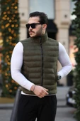 Erkek Standart Fit Dik Yaka Cepli Fermuarlı Haki Süet Yelek - 1