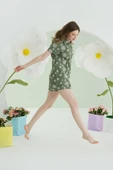 Yeşil Çiçek Desenli Şortlu Önden Düğmeli Pijama Takımı - 3