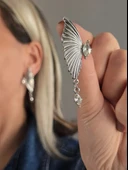 Kelebek Kanat Model Büyük Gümüş Renk Küpe - 1