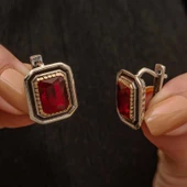 Gümüş Yakut Taşlı Otantik Kadın Küpe - 1