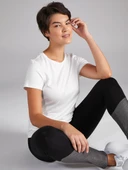 Faik Sönmez Minimalist Yuvarlak Yaka Kısa Kol Kadın Tişört - Günlük - 1